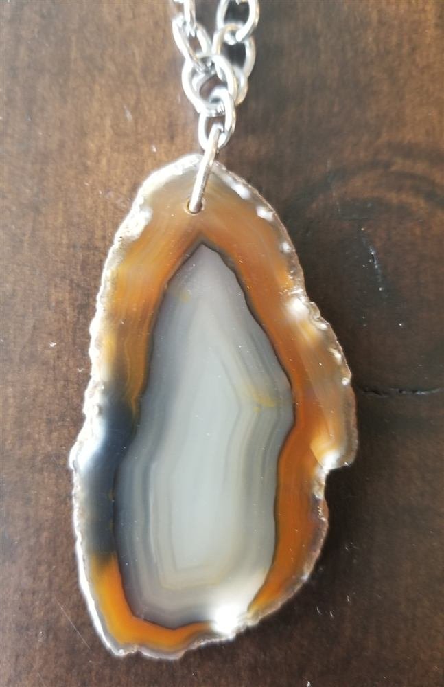 Agate slice Pendant Stainless steel necklace, handmade by Wilhelmina St&ouml;cker